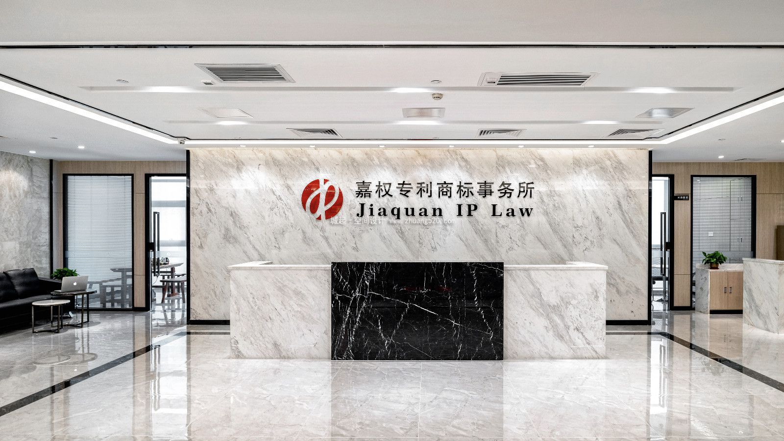 办公室墙面设计技巧,<a href=/pictrue/135 target=_blank class=infotextkey>办公室墙面装饰</a>