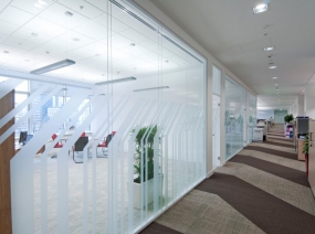 广告公司走道设计图