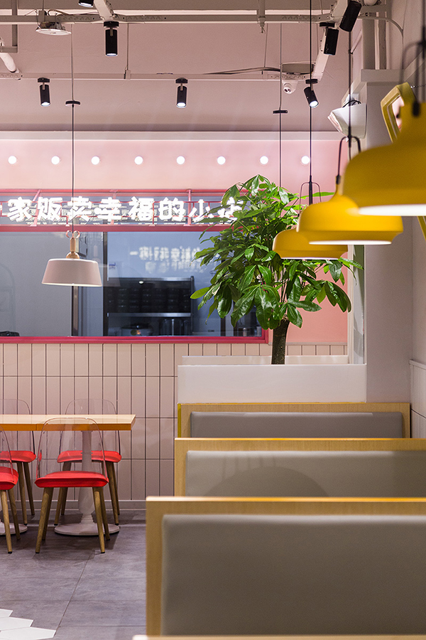 土豆粉店装饰布局图,土豆粉店空间设计效果图