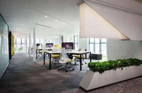 办公室办公区域装修设计效果图，办公区域装修设计效果图