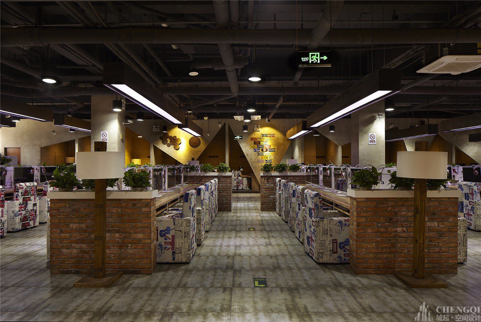 网吧装饰实景图,网吧装饰案例图