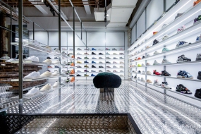 鞋店专卖店装饰实景图,鞋店专卖店装饰案例图