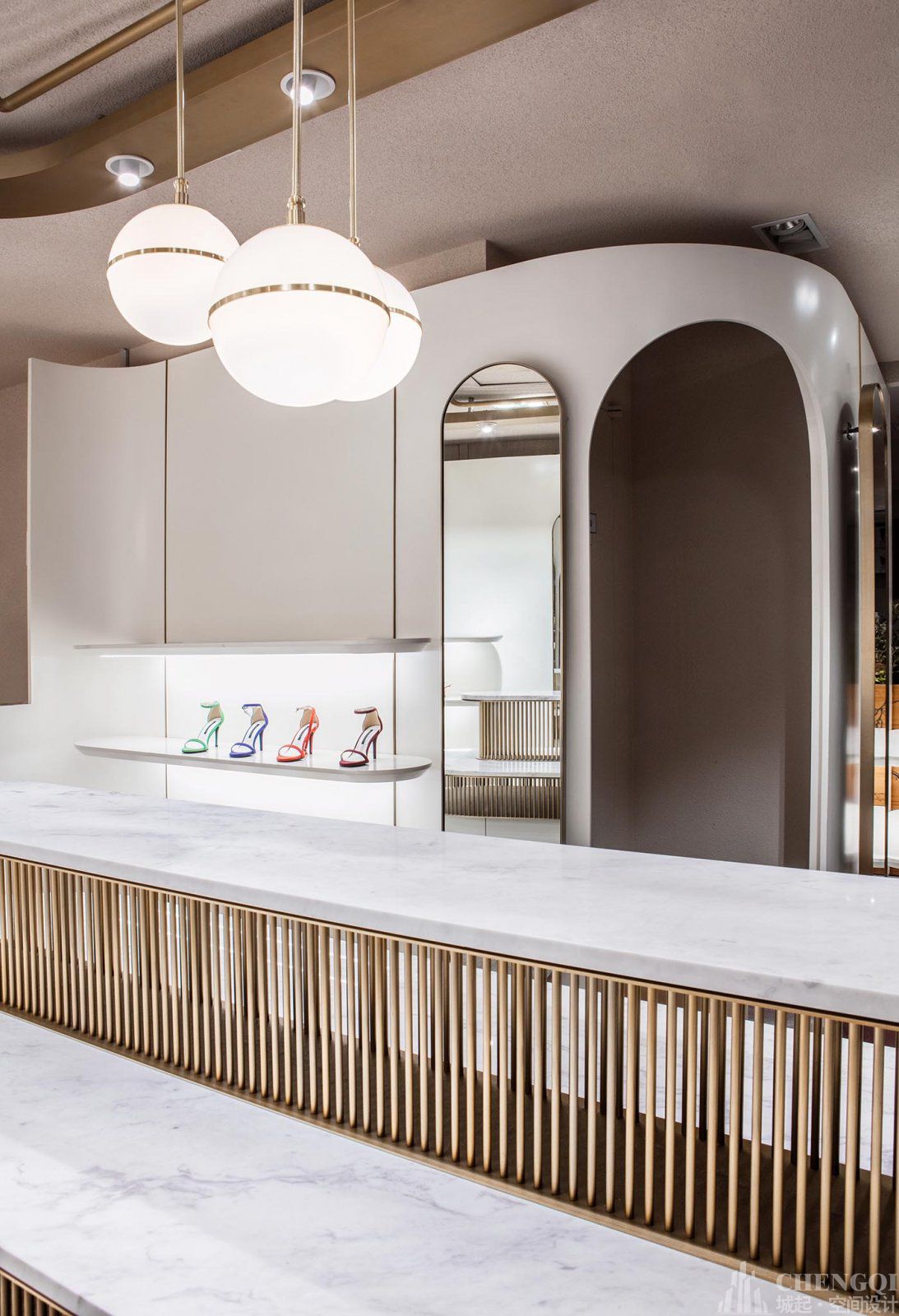 鞋店装饰效果图,鞋店装修设计布局图