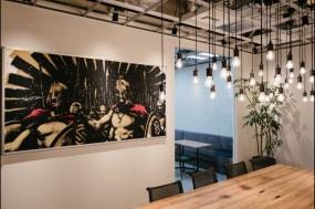 loft办公室等待区背景墙装修效果图