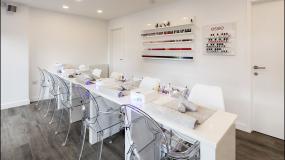 小清新美甲店面装修图片