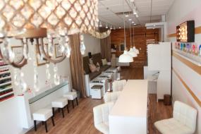 美甲店面墙纸图片