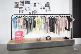 童装店装饰品简装修效果图片