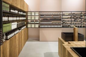 化妆品店装修风格效果图