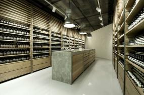 化妆品店装修效果图片大全