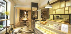 甜品店店面吊灯装修图片