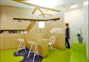 最新中式spa会所镂空隔断装修效果图