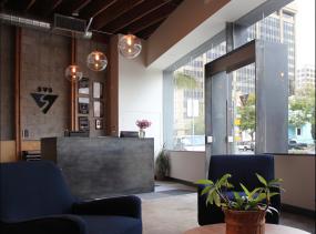 公司办公室前台简单装修效果图片