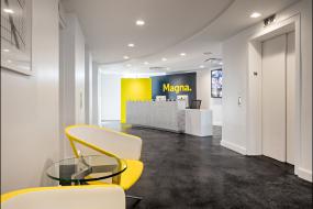 小办公室前台壁柜效果图