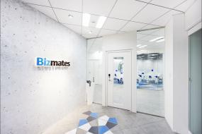 现代简约办公室风格效果图