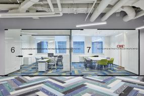 舒适的现代总经理办公室效果图