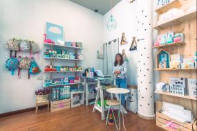 韩国服装店童装店装修效果图