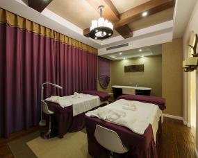 小型美容院门面装修图片