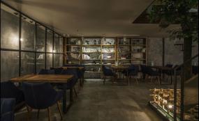 最新咖啡厅门面室内背景墙装修效果图