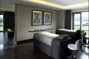 美容店面吊顶装饰装修效果图