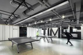 健身房镜面吊顶装修效果图片