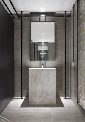 健身房吊顶筒灯装修效果图片