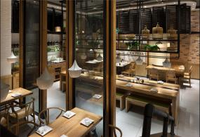 最新湘菜饭店室内灯泡装修效果图片