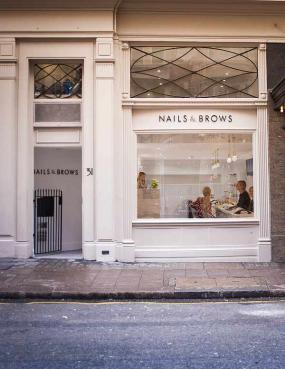 现代美甲店黑色地砖装修图片大全