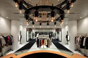 男装店铺效果图