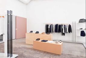 服装店男装店面装修设计效果图