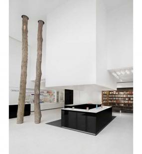 化妆品店内货架装修设计图片