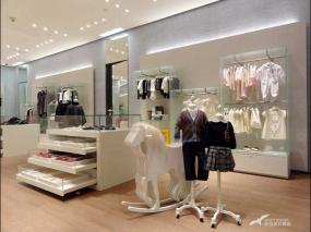 个性童装店简约室内装修图片欣赏