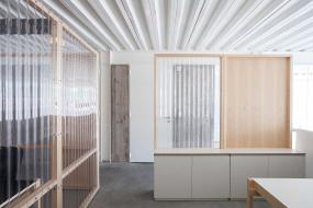 小型写字楼隔断桌设计图