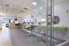 美发店装修现代室内装饰图片