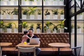 国外蛋糕店门面装修图片欣赏