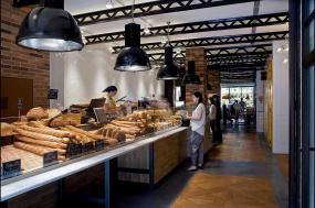 国外蛋糕店门面室内装修设计图片