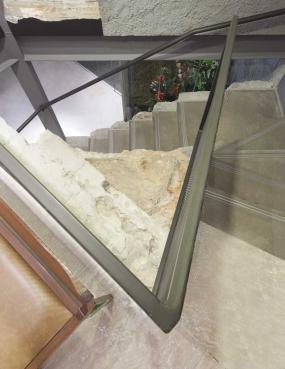 最简单专业办公室隔断效果图