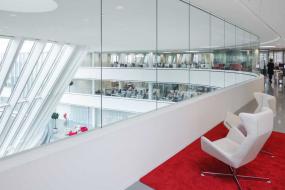 小办公室隔断设计效果图片