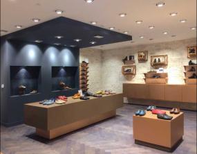 男服装店天花板装修效果图大全