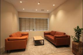 现代简约黑白风格办公室会所装修效果图