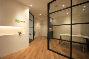 现代简约设计办公室门面装修图片