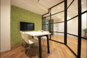 现代简约黑白风格办公室门面装修图片