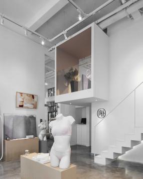 长形loft办公室设计图