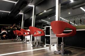 现代美发店室内装修图片