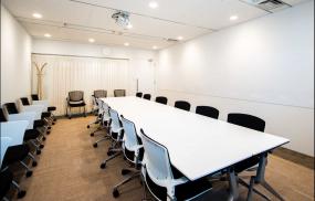 现代简约黑白装修风格简单办公室效果