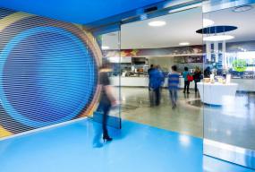 小写字楼办公室走廊墙面设计装修效果图