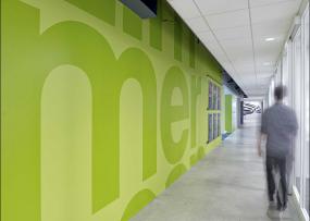 小型写字楼办公室墙面设计效果图