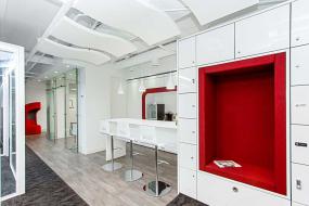 公司办公室室内浅色木地板装修效果图欣赏