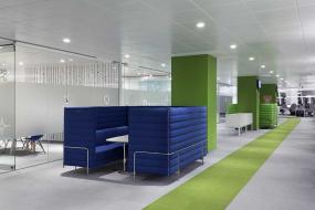 最新办公室背景墙墙面装饰装修效果图片