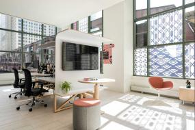 公司大型会议室室内会议桌装修效果图片