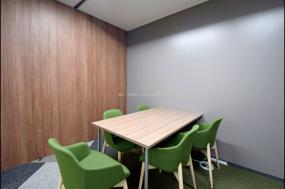 现代简约小办公室吊顶装修样板间图片